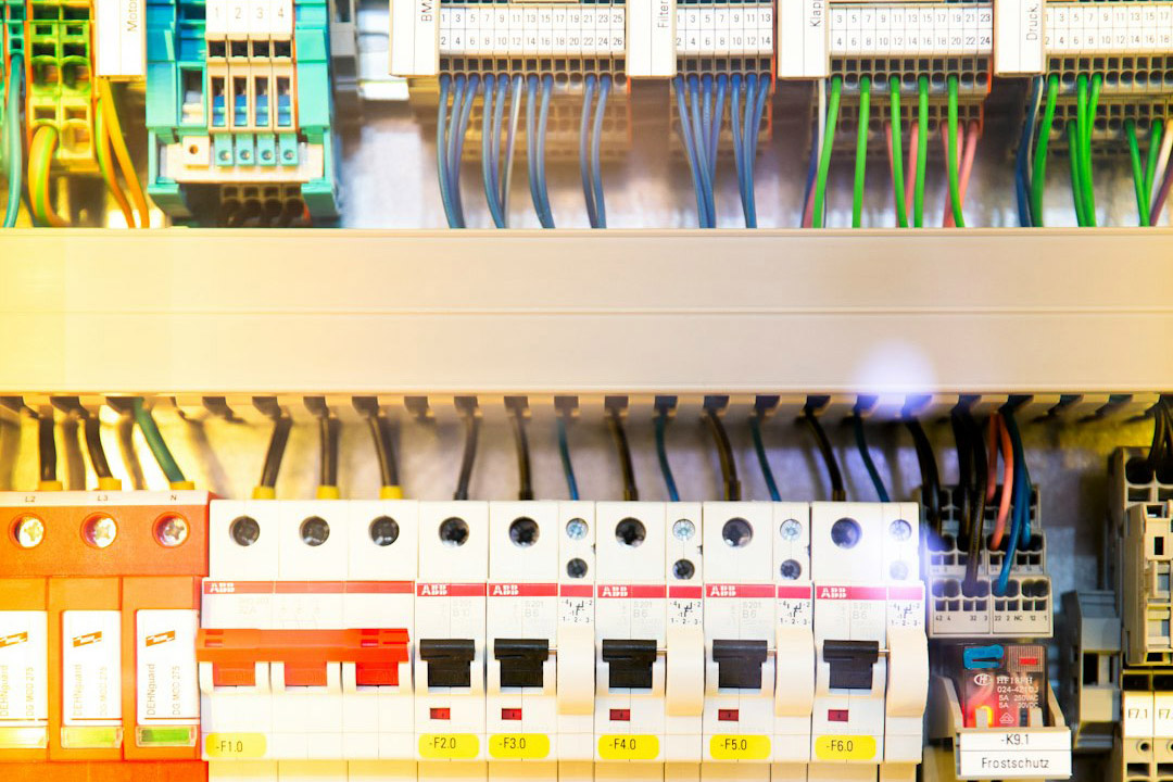 multicolored electronic part
